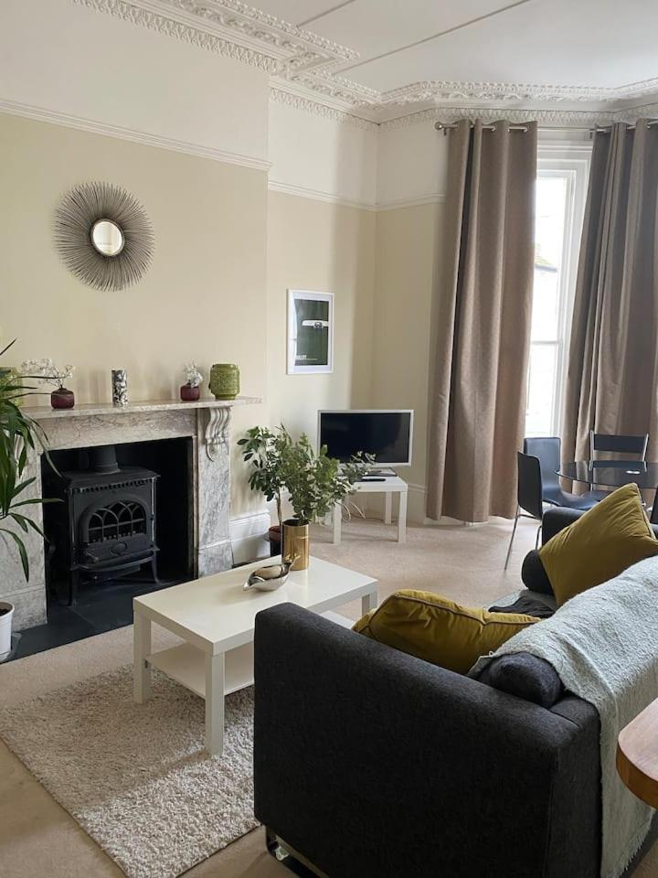 Elegant Spacious Apartment In Heart Of St Leonards Hastings Zewnętrze zdjęcie