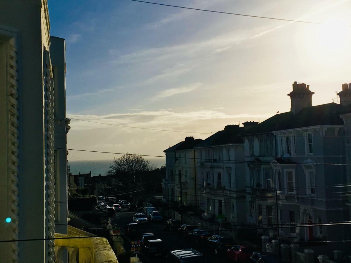 Elegant Spacious Apartment In Heart Of St Leonards Hastings Zewnętrze zdjęcie